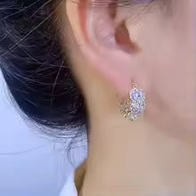 French Fashion Light Luxury Zircon Hoop Gold Color Earrings for Women New Trend Elegant Temperament Ladies Wedding Party Jewelry